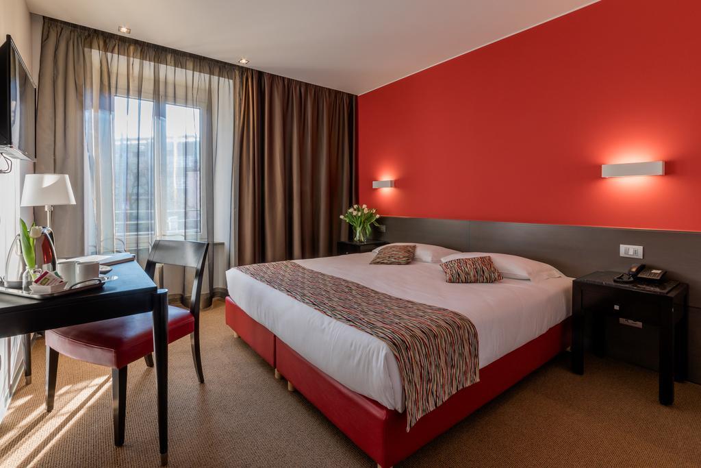 Hotel Valeria Вилла-Опичина Экстерьер фото